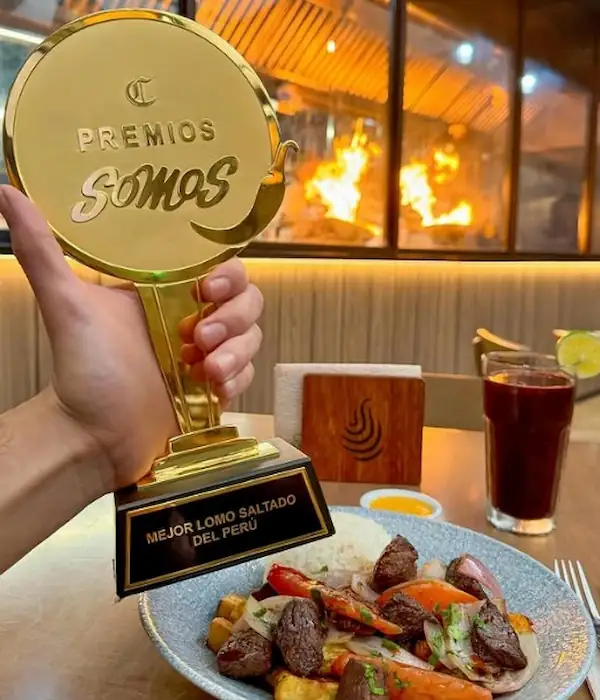 doomo saltado