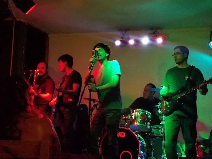 Barbilonia Rock Bar – Tributos y noches temáticas