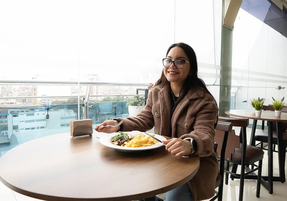 Hotel ejecutivo con restaurante para tu comodidad